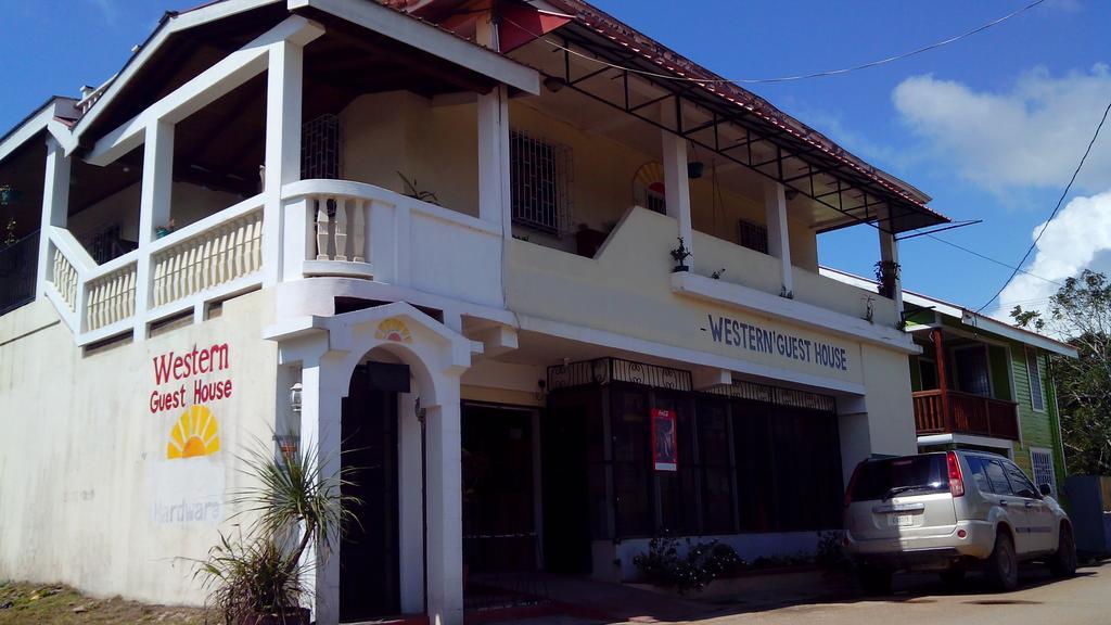 Don Santiago Guesthouse Downtown San Ignacio Exterior foto