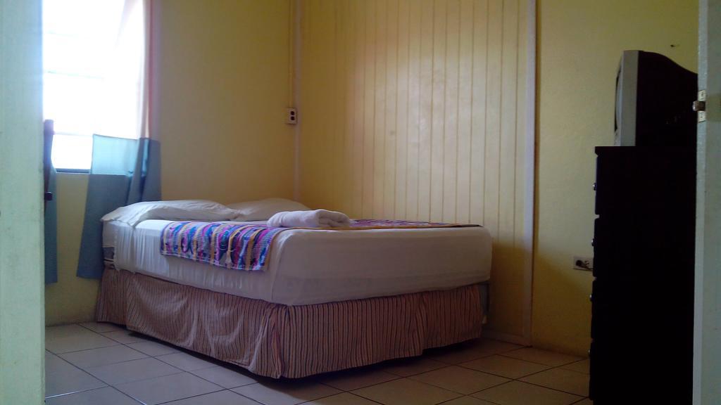 Don Santiago Guesthouse Downtown San Ignacio Exterior foto