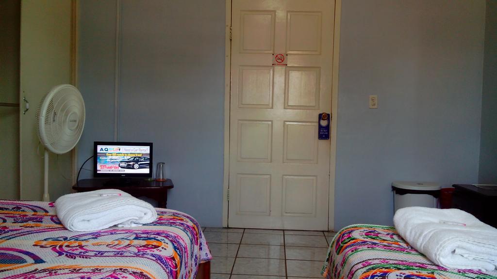 Don Santiago Guesthouse Downtown San Ignacio Exterior foto