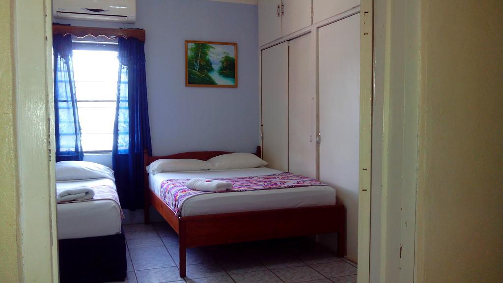 Don Santiago Guesthouse Downtown San Ignacio Exterior foto